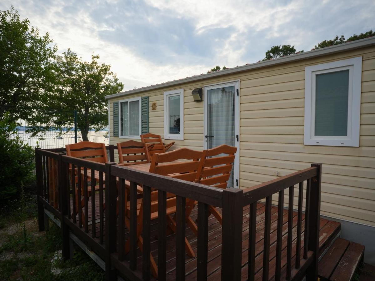 Mediteran Travel Mobile Homes Uvala Slana Selce Exterior foto