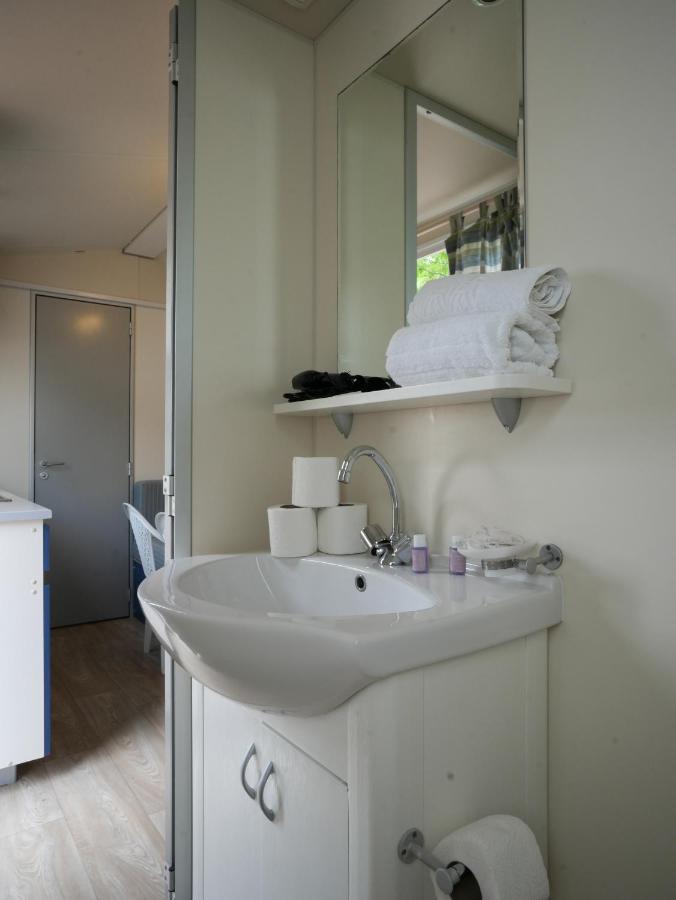 Mediteran Travel Mobile Homes Uvala Slana Selce Exterior foto
