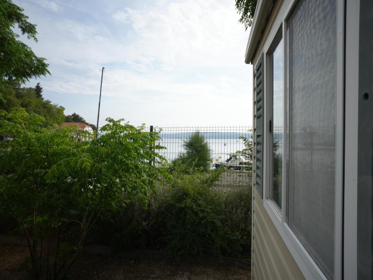 Mediteran Travel Mobile Homes Uvala Slana Selce Exterior foto